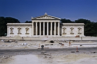 01-Classicism-Klenze-Glyptothek (1816-30).jpg